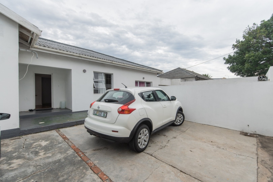 6 Bedroom Property for Sale in Newton Park Eastern Cape